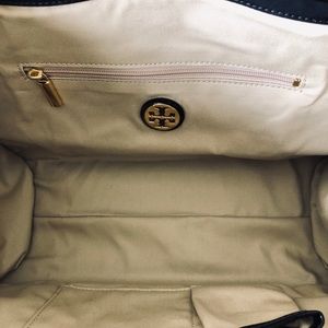 Tory Burch Bags - Tory Burch Tote Tory Burch Bags - Tory Burch Tote